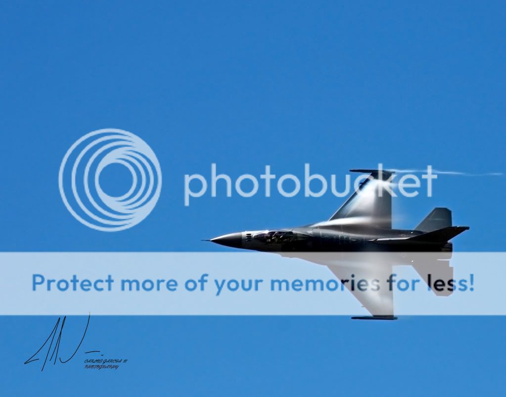 IMAGE: http://i919.photobucket.com/albums/ad35/surgeonhawkeye/F%20Air%202011/Fair20111464f163.jpg