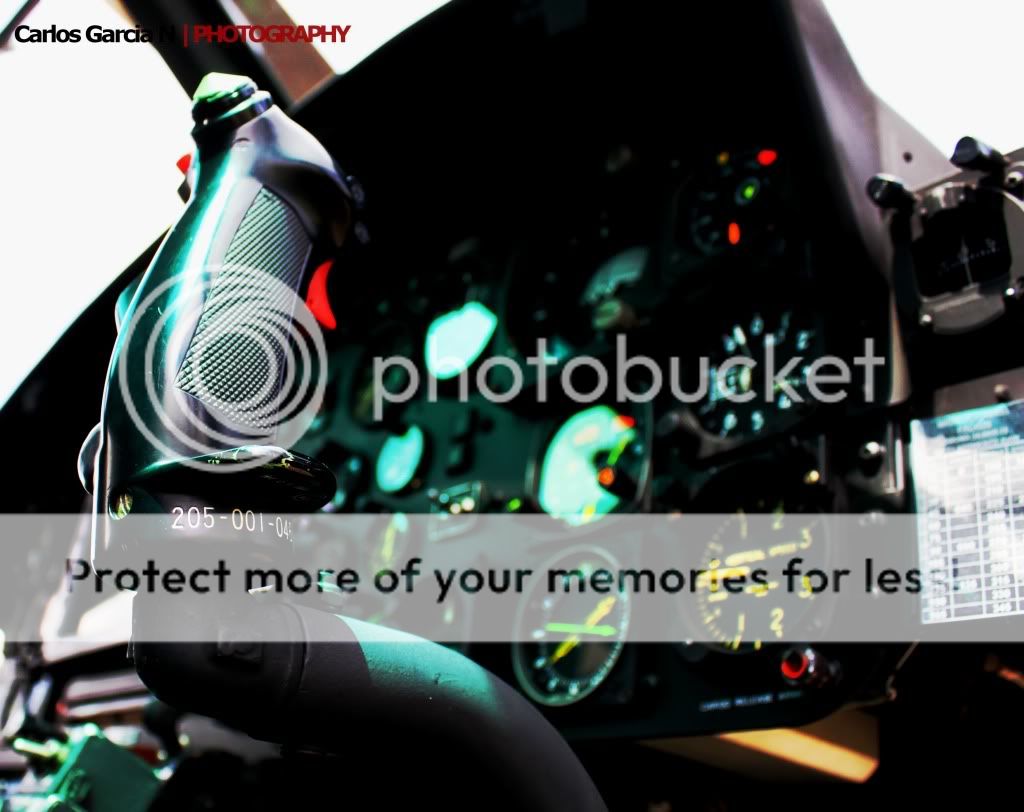 IMAGE: http://i919.photobucket.com/albums/ad35/surgeonhawkeye/Helicoptero%20UH/Sanvicente13jun374.jpg