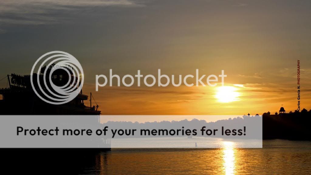 IMAGE: http://i919.photobucket.com/albums/ad35/surgeonhawkeye/Landscapes/CityplaceIMG_2789_zpsa7c1438d.jpg