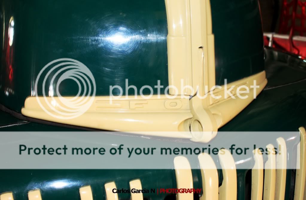 IMAGE: http://i919.photobucket.com/albums/ad35/surgeonhawkeye/Others/ford46.jpg