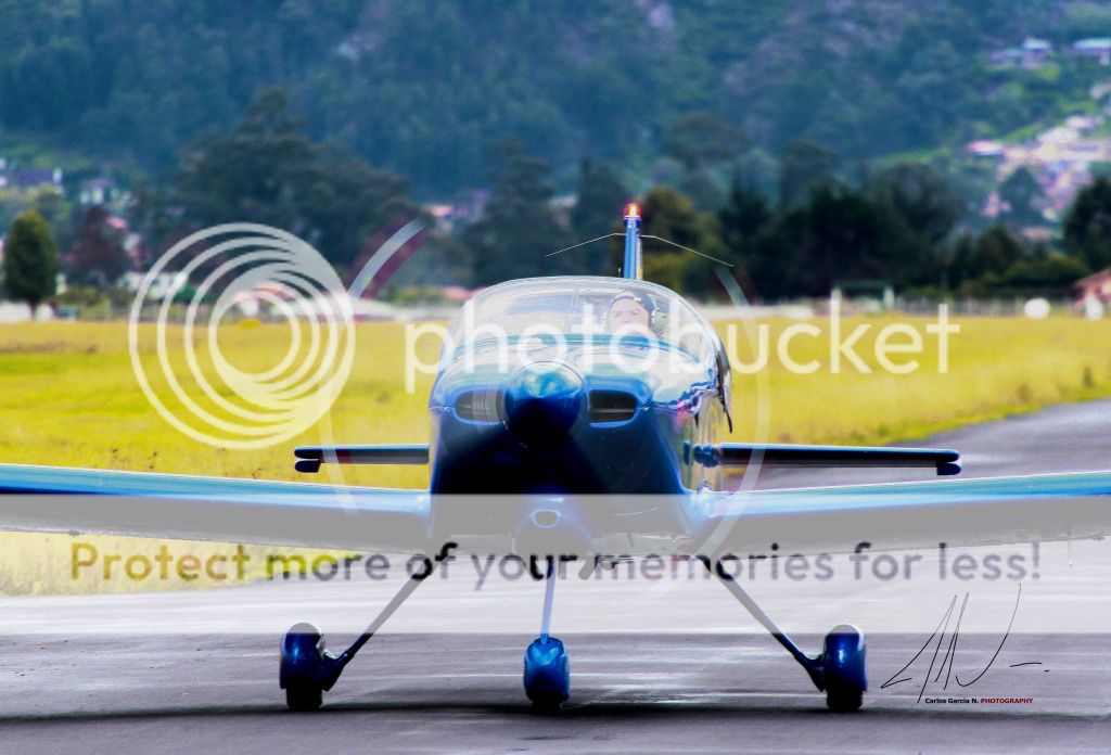 IMAGE: http://i919.photobucket.com/albums/ad35/surgeonhawkeye/Planes/show1215.jpg