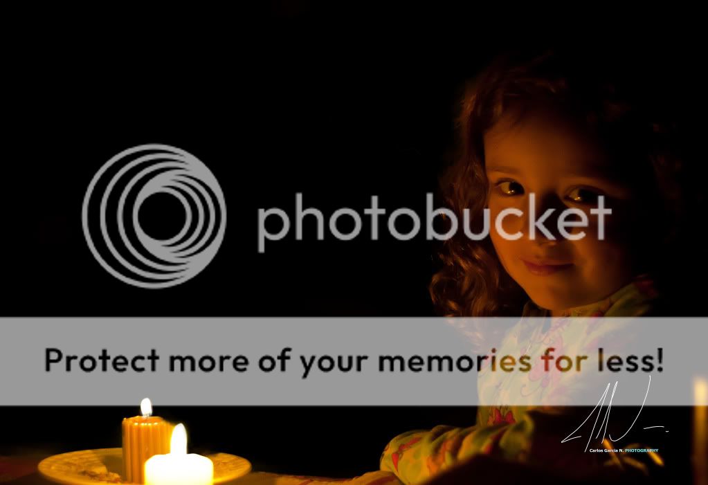 IMAGE: http://i919.photobucket.com/albums/ad35/surgeonhawkeye/Retratos/Juanitavela.jpg