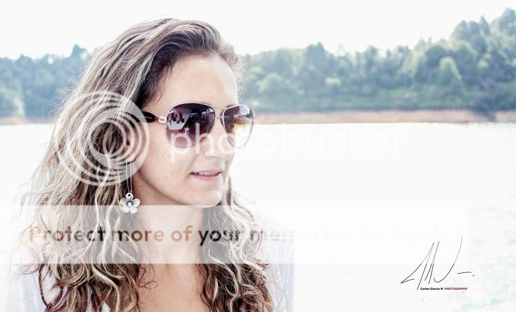 IMAGE: http://i919.photobucket.com/albums/ad35/surgeonhawkeye/Retratos/Luchyguatape_zpsdf3afbf3.jpg