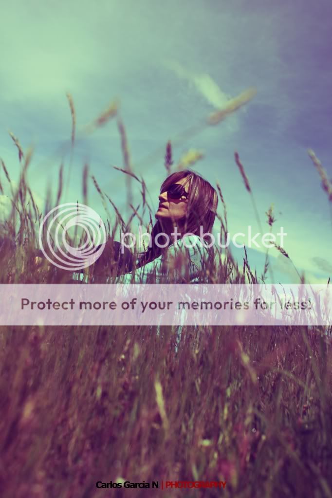 IMAGE: http://i919.photobucket.com/albums/ad35/surgeonhawkeye/Retratos/Luchyvintage1.jpg