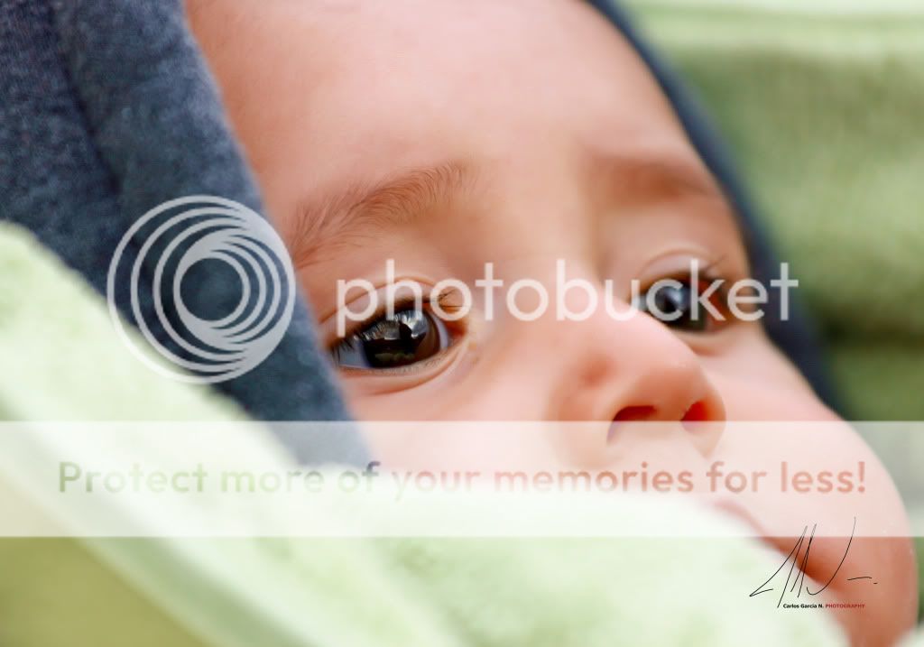 IMAGE: http://i919.photobucket.com/albums/ad35/surgeonhawkeye/Retratos/Thelook.jpg