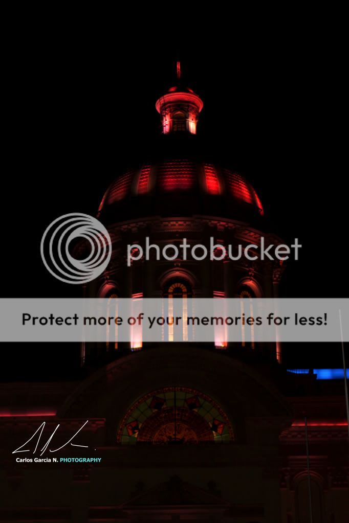 IMAGE: http://i919.photobucket.com/albums/ad35/surgeonhawkeye/Travel/PANTEONHeroes.jpg