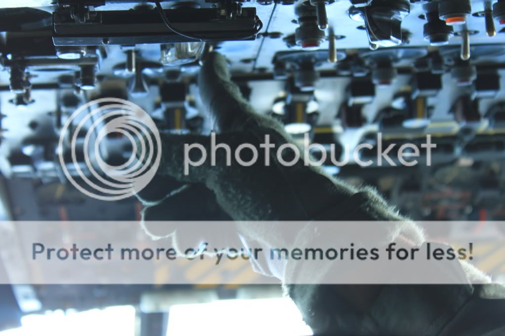 IMAGE: http://i919.photobucket.com/albums/ad35/surgeonhawkeye/c%20130/20jun10028.jpg