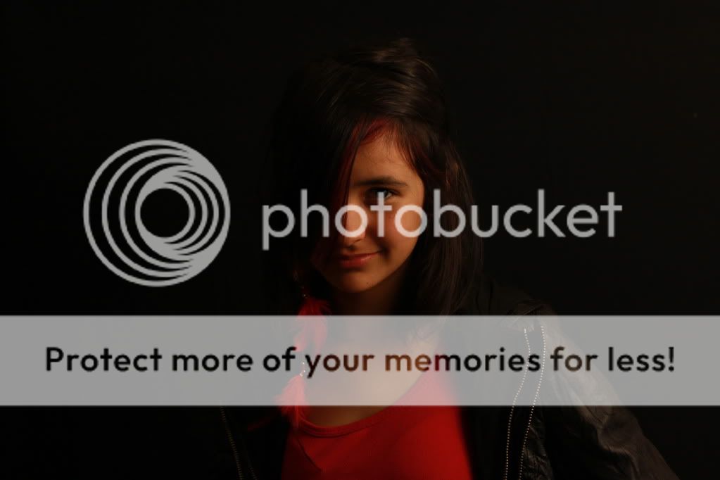 IMAGE: http://i919.photobucket.com/albums/ad35/surgeonhawkeye/contest/test29mr11056.jpg