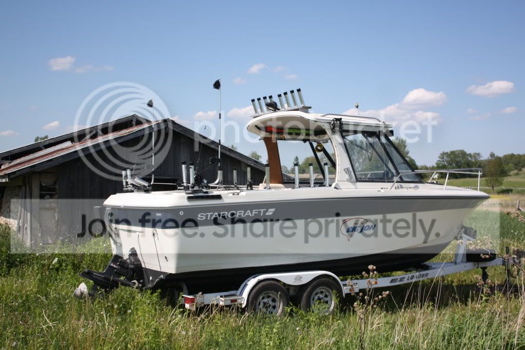 21 Foot Starcraft Blue Water Classic SOLD